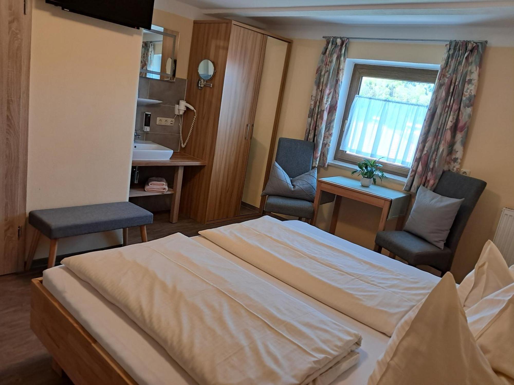 Hotel Garni Edelweiss Siegsdorf Eksteriør bilde